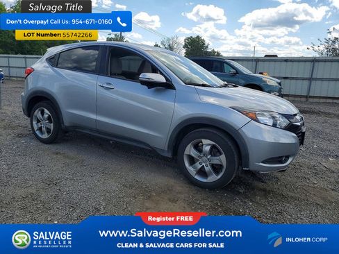 Used 2017 Honda HR-V EX image 5
