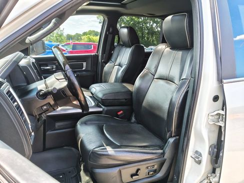 Used 2018 RAM 1500 Limited AWD/4WD image 2