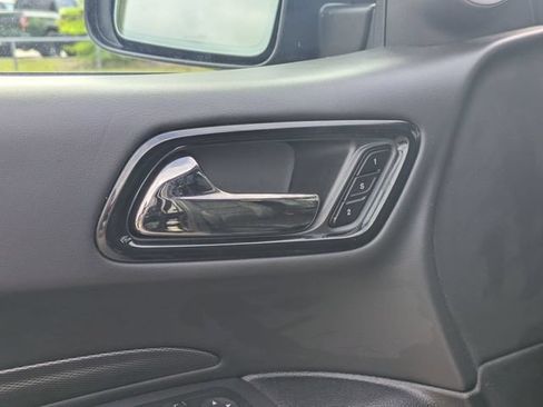 Used 2024 Dodge Durango GT RWD image 12