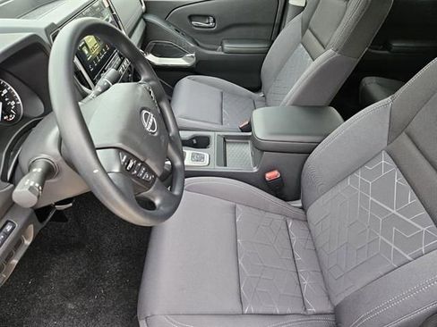 Used 2026 Nissan Frontier SV w/ Tow Package image 9