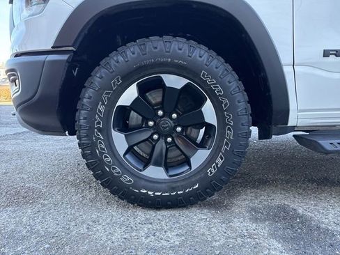 Used 2020 RAM 1500 Rebel image 15