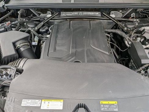 New 2025 Audi Q5 Premium Plus image 17