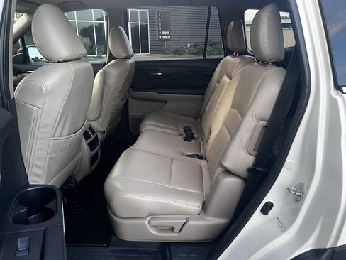 Used 2016 Honda Pilot EX image 13