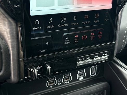 New 2025 RAM 2500 Rebel w/ Rebel Level 2 Equipment Group AWD/4WD image 22