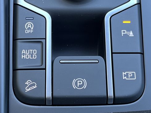 New 2026 Kia Sorento S w/ S Panoramic Sunroof Package image 11