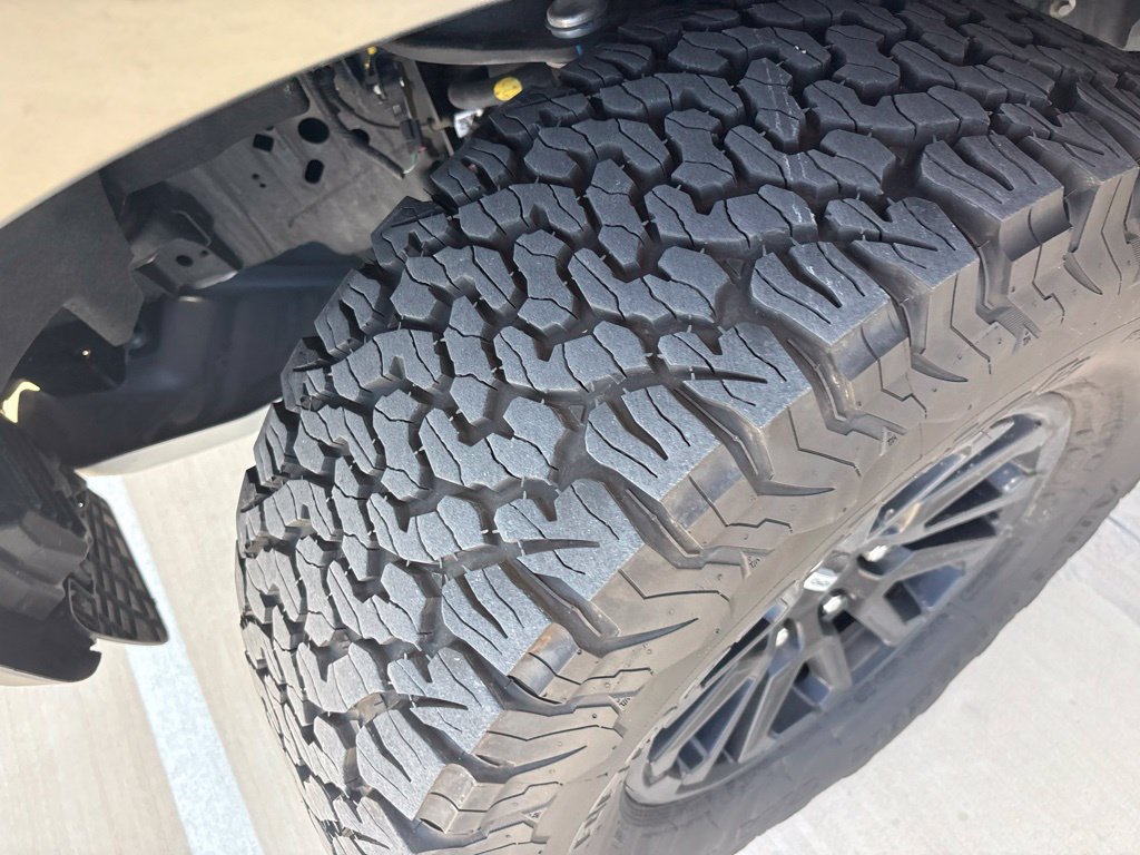 Used 2025 Ford F150 Raptor AWD/4WD image 43