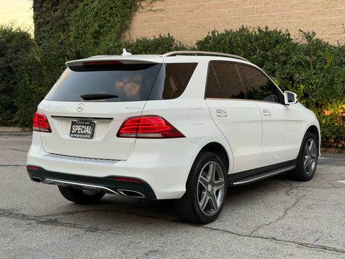 Used 2016 Mercedes-Benz GLE 400 4MATIC image 5