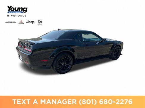 Used 2021 Dodge Challenger R/T Scat Pack RWD image 5
