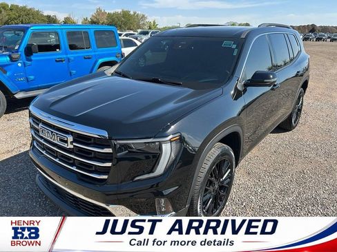 Used 2024 GMC Acadia Elevation w/ Trailering Package FWD image 1