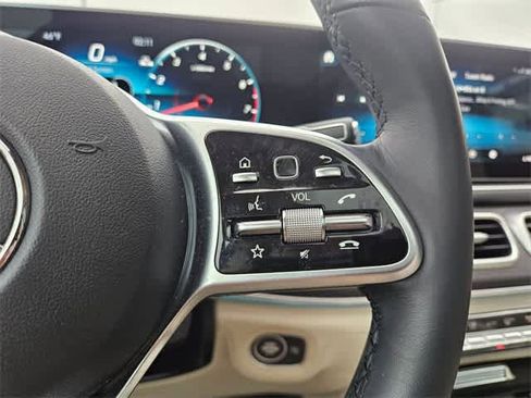 Used 2023 Mercedes-Benz GLE 450 4MATIC image 25