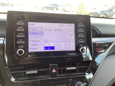 Used 2024 Toyota Camry SE FWD image 18