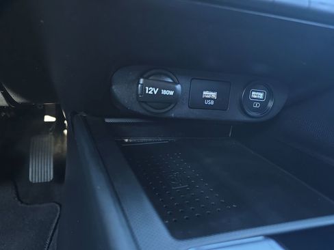 Certified 2023 Hyundai Elantra SEL w/ Convenience Package image 23