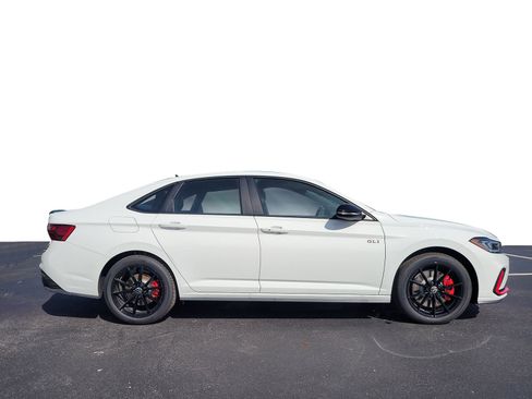 New 2026 Volkswagen Jetta GLI Autobahn image 5