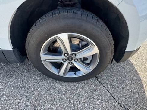 Used 2024 Ford Edge SEL w/ Convenience Package AWD/4WD image 9