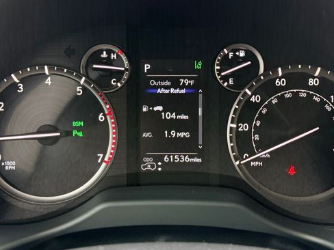 Used 2022 Lexus GX 460 Luxury w/ Accessory Package AWD/4WD image 36