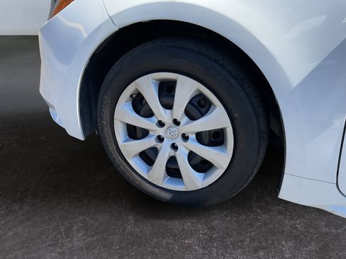 Used 2023 Toyota Corolla LE FWD image 9