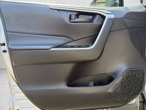 Used 2025 Toyota RAV4 LE image 11