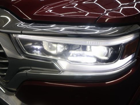 Used 2019 RAM 1500 Laramie Longhorn image 29