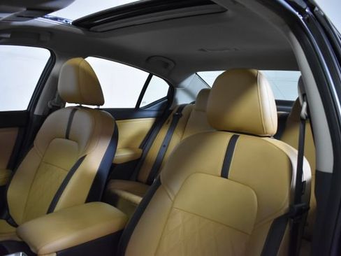 Certified 2024 Nissan Sentra SV w/ SV Premium Package FWD image 11
