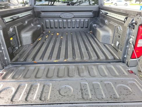 Used 2024 Ford Maverick Lariat FWD image 6