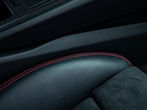 Used 2018 Porsche 911 GT3 RWD image 25