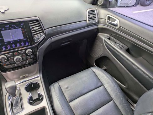 Used 2019 Jeep Grand Cherokee Limited w/ Luxury Group II image 20