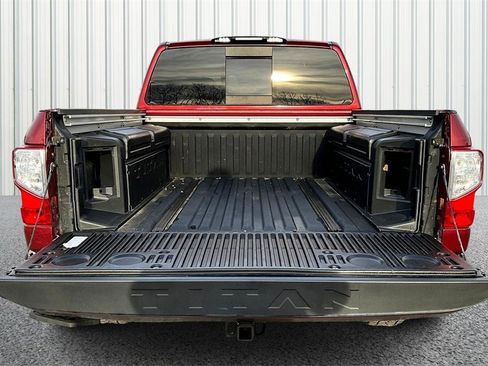 Used 2018 Nissan Titan Platinum Reserve image 7