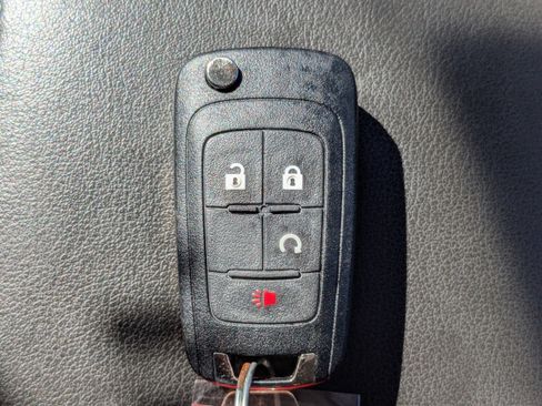 Used 2017 Chevrolet Equinox LT w/ Sport Edition image 29