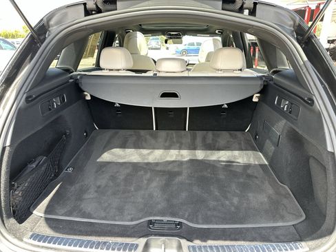 Used 2025 Mercedes-Benz GLC 300 image 20