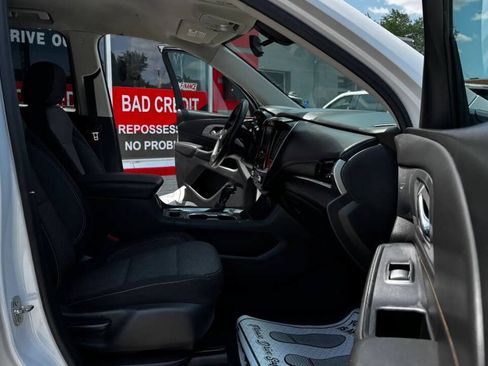Used 2018 Chevrolet Traverse LS AWD/4WD image 18
