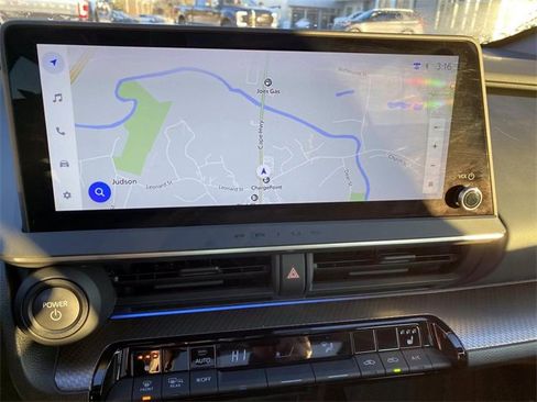 Used 2024 Toyota Prius Limited image 11