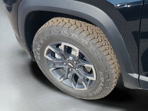 New 2026 Chevrolet Equinox ACTIV w/ Convenience Package III FWD image 26