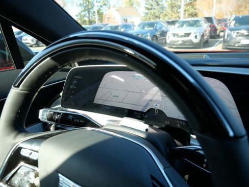 Used 2026 Cadillac Lyriq Premium Sport w/ LPO, Floor Liner Package AWD/4WD image 28