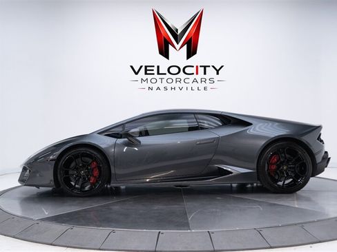 Used 2016 Lamborghini Huracan LP 580-2 RWD image 9
