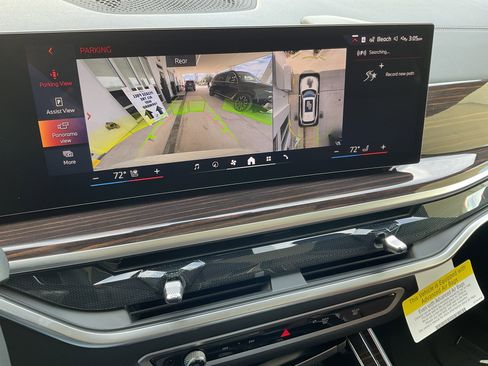 New 2026 BMW X5 xDrive50e w/ M Sport Package image 17