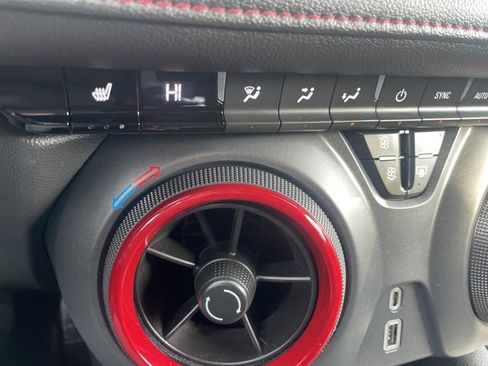 Used 2020 Chevrolet Blazer RS image 24