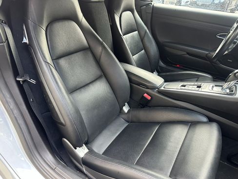 Used 2017 Porsche 718 Boxster S image 37