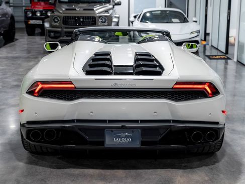 Used 2016 Lamborghini Huracan LP 610-4 AWD/4WD image 29