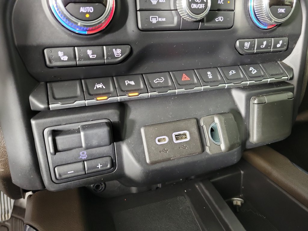Used 2022 GMC Sierra 1500 SLT AWD/4WD image 28