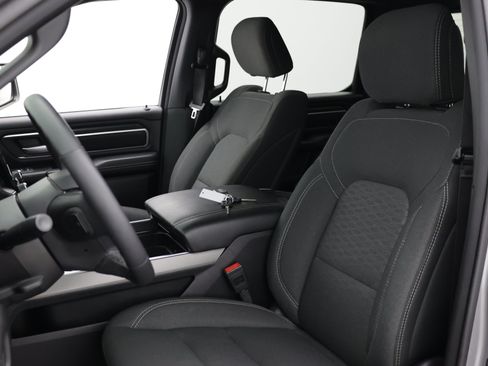 Used 2025 RAM 1500 Big Horn RWD image 17