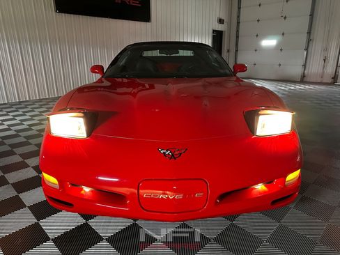Used 2002 Chevrolet Corvette Coupe w/ Preferred Equipment Group2 RWD image 49