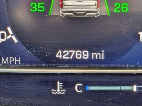 Certified 2025 Chevrolet Silverado 1500 LT image 30