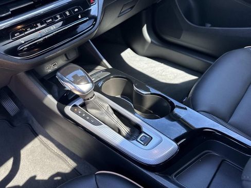 Used 2025 Buick Envista Avenir image 28