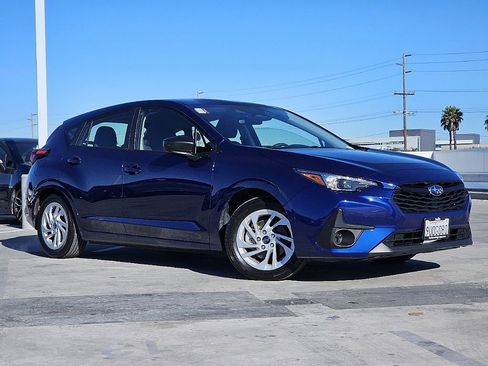 Certified 2025 Subaru Impreza 2.0i image 3