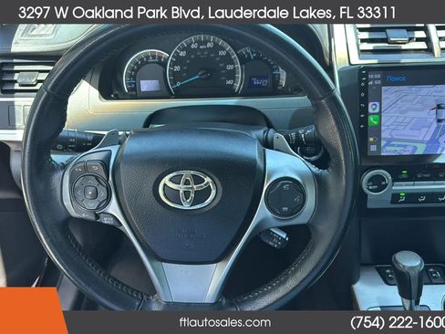Used 2012 Toyota Camry SE w/ Leather Pkg FWD image 46