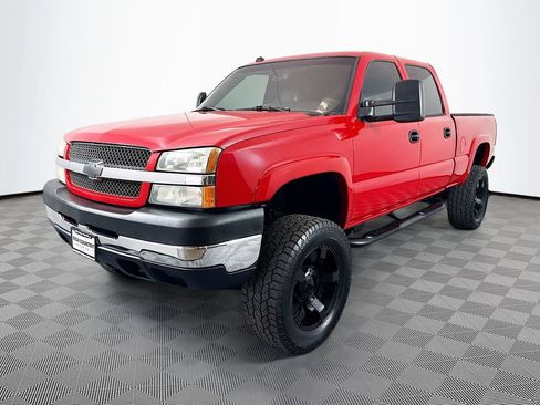 Used 2004 Chevrolet Silverado 2500 LS w/ Skid Plate Package AWD/4WD image 3