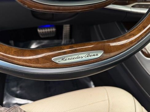 Used 2015 Mercedes-Benz S 550 Sedan image 17
