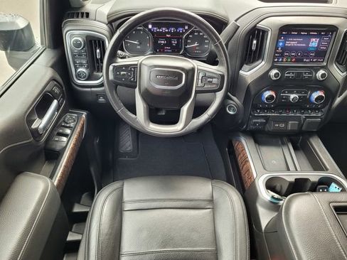 Used 2022 GMC Sierra 2500 Denali w/ Denali Ultimate Package image 16