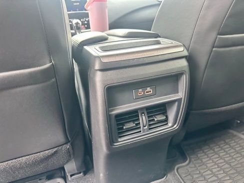 Used 2023 Nissan Murano SV w/ SV Midnight Edition Package image 9