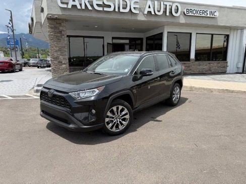 Used 2020 Toyota RAV4 XLE Premium w/ Carpet Mat Package AWD/4WD image 2